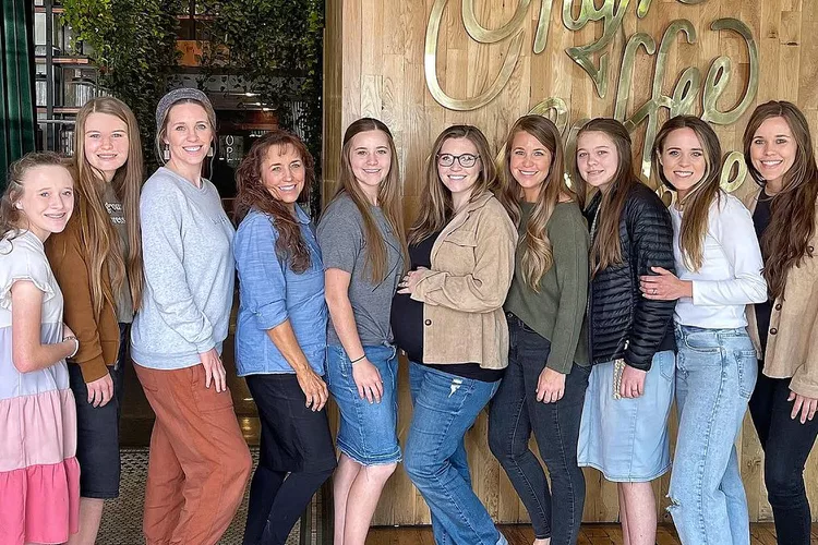 Jinger Duggar Vuolo Shares ‘Crazy’ Story of How She Told Her Mom and